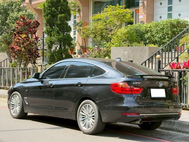 BMW寶馬 320I GT  第2張相片