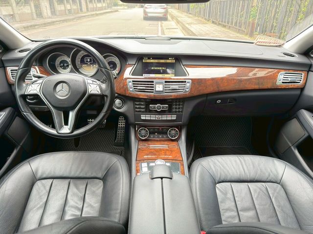 M-BENZ賓士 CLS350  第3張相片