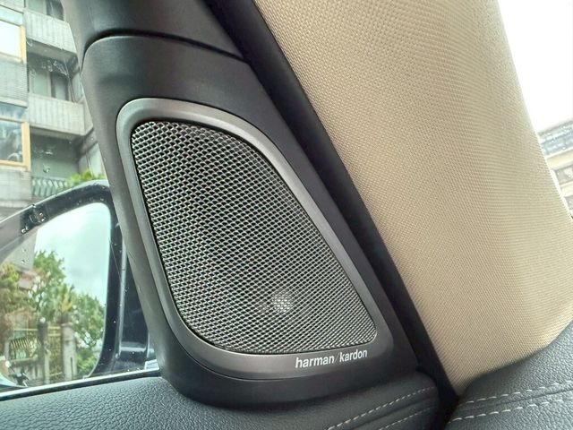 BMW寶馬 750I XDRIVE LUXURY  第10張相片