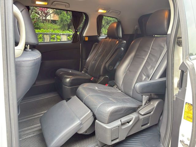 TOYOTA豐田 PREVIA  第5張相片