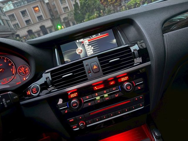 BMW寶馬 X3  第7張相片