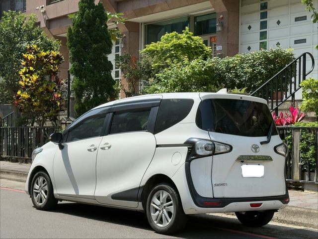 TOYOTA豐田 SIENTA  第2張相片