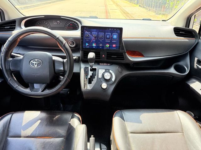 TOYOTA豐田 SIENTA  第3張相片