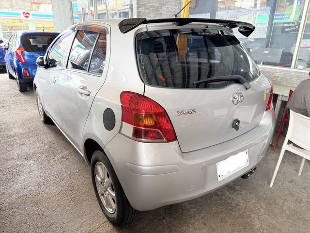 TOYOTA豐田 YARIS  第2張相片