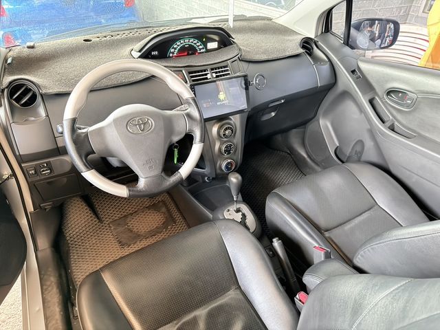 TOYOTA豐田 YARIS  第3張相片