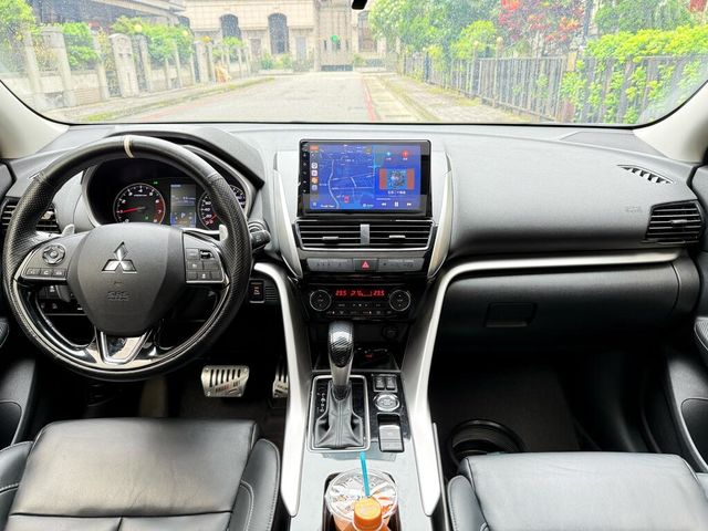 MITSUBISHI三菱 ECLIPSE  第3張相片