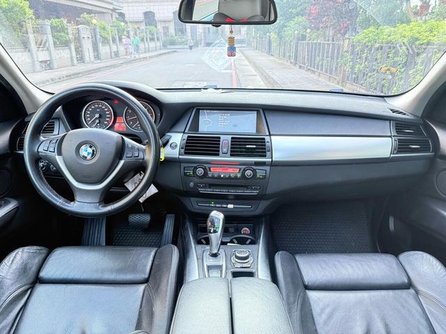 BMW寶馬 X5 XDRIVE35I  第3張相片