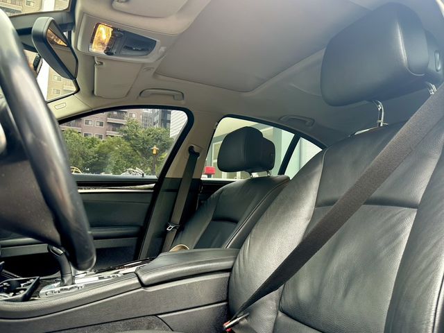 BMW寶馬 528I  第5張相片