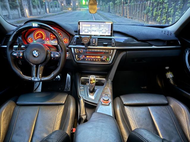 BMW寶馬 328I  第3張相片