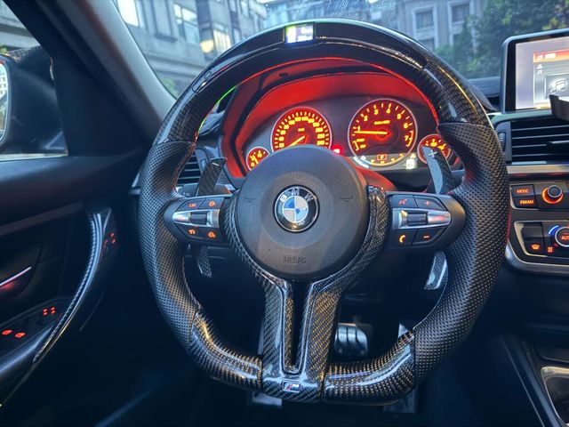 BMW寶馬 328I  第5張相片