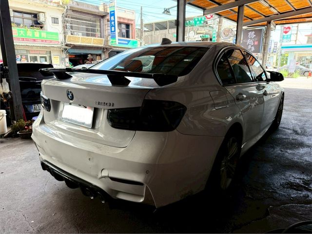 BMW寶馬 320  第2張相片