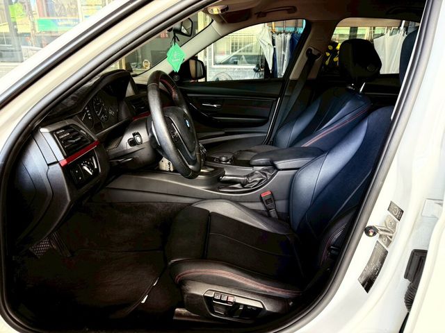 BMW寶馬 320  第3張相片