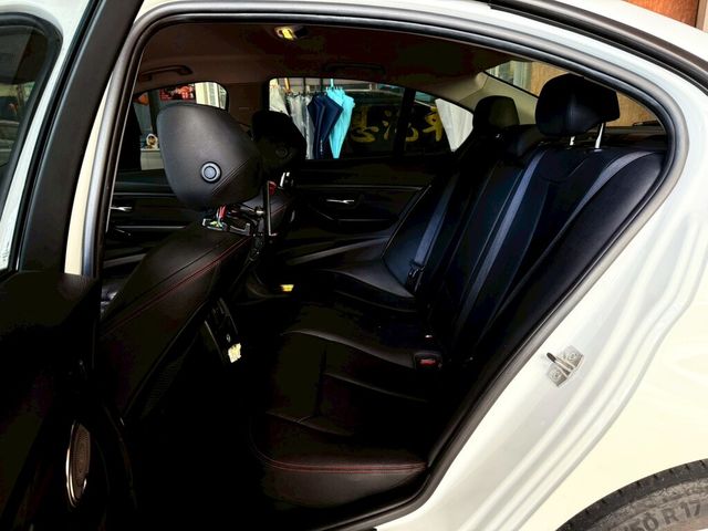 BMW寶馬 320  第4張相片