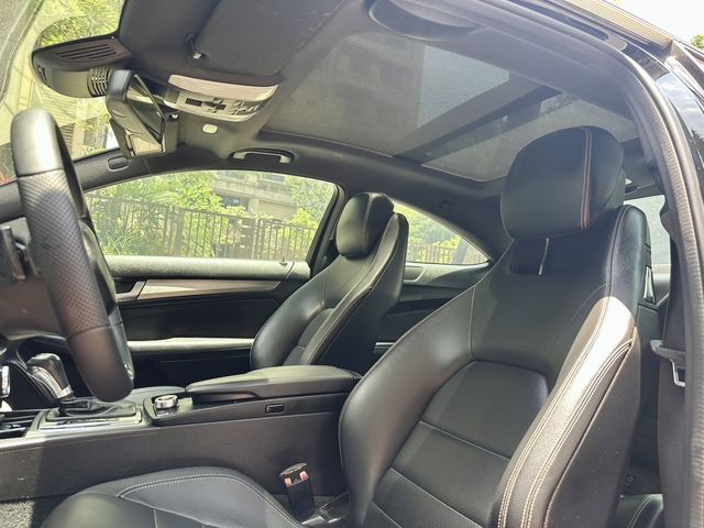 M-BENZ賓士 C250 COUPE  第5張相片