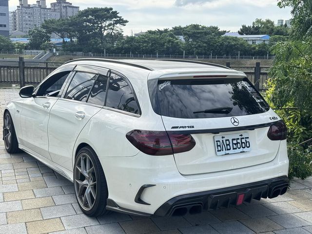 M-BENZ賓士 C450  第2張相片