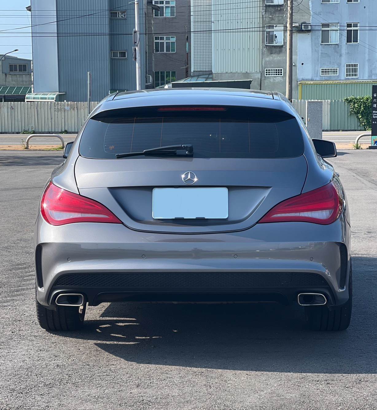 2015 Mercedes-Benz CLA250 SB  第4張相片