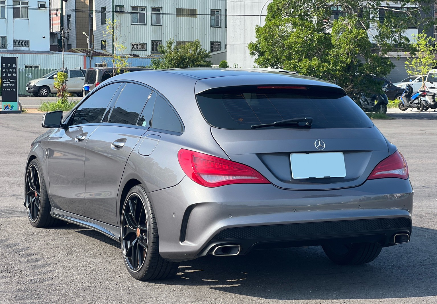 2015 Mercedes-Benz CLA250 SB  第6張相片