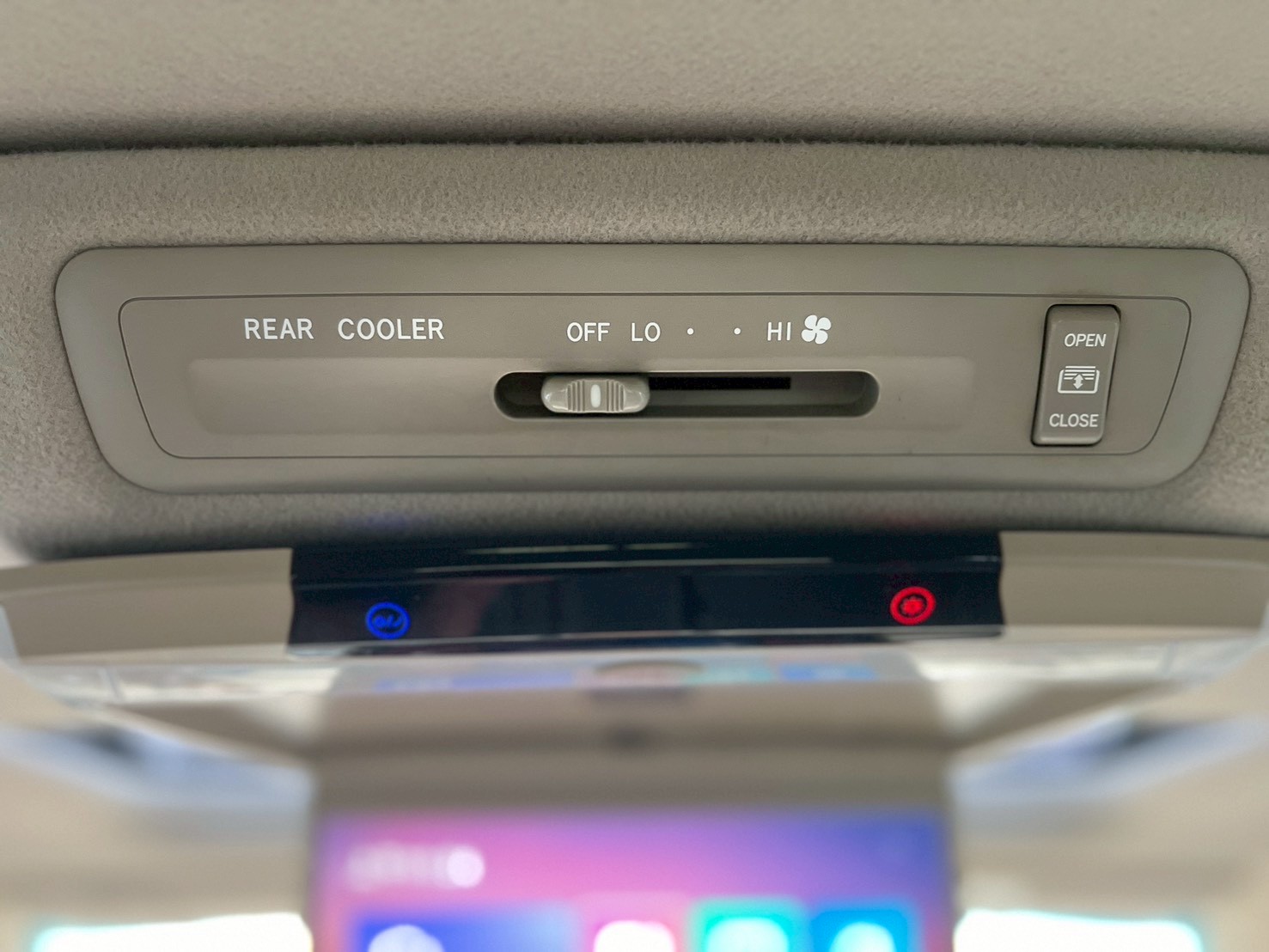 2011 Previa 2.4 豪華版  第13張相片