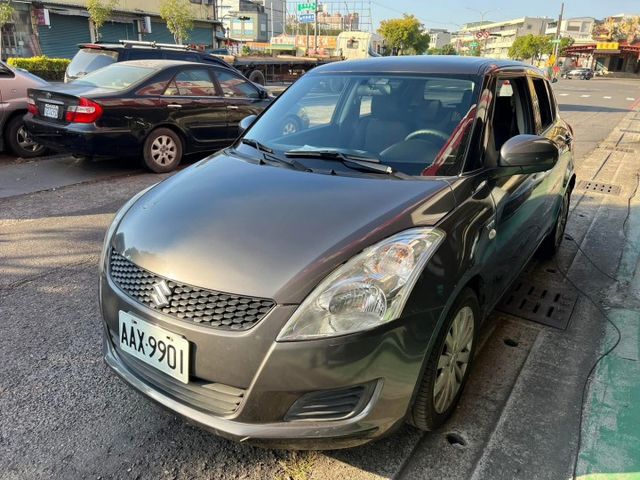 2011年~SWIFT1.4~嚴選雙認證~僅跑15萬~  第3張相片