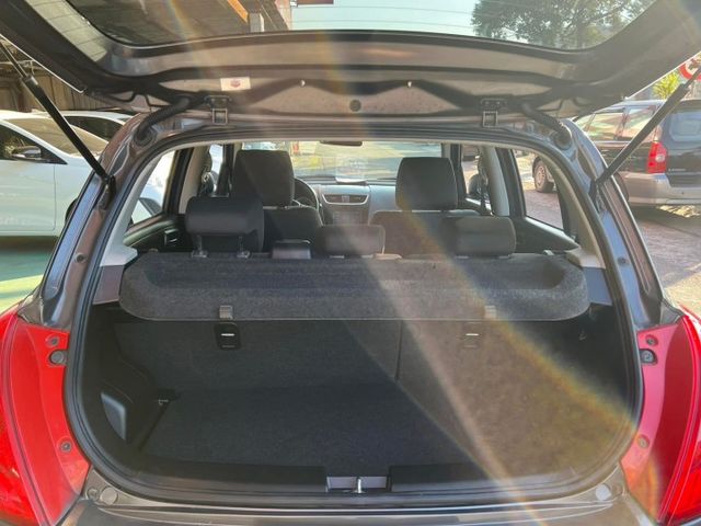 2011年~SWIFT1.4~嚴選雙認證~僅跑15萬~  第14張相片