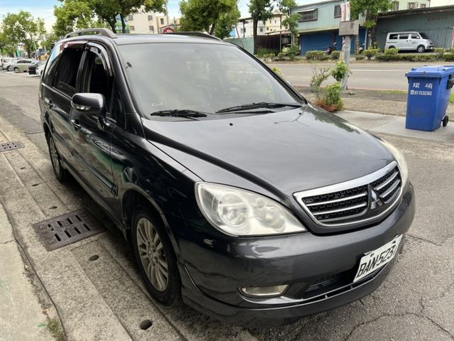 9吋安卓機~倒車影像~僅跑9萬多~  第3張相片