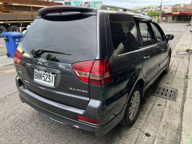 9吋安卓機~倒車影像~僅跑9萬多~  第4張相片