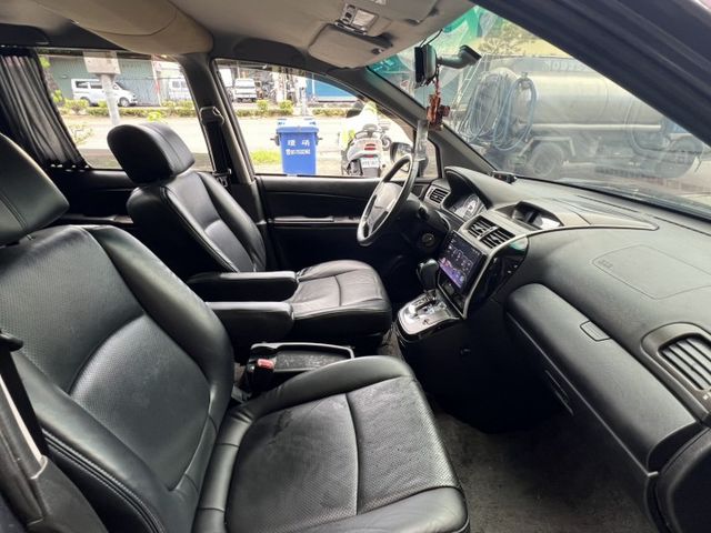 9吋安卓機~倒車影像~僅跑9萬多~  第15張相片