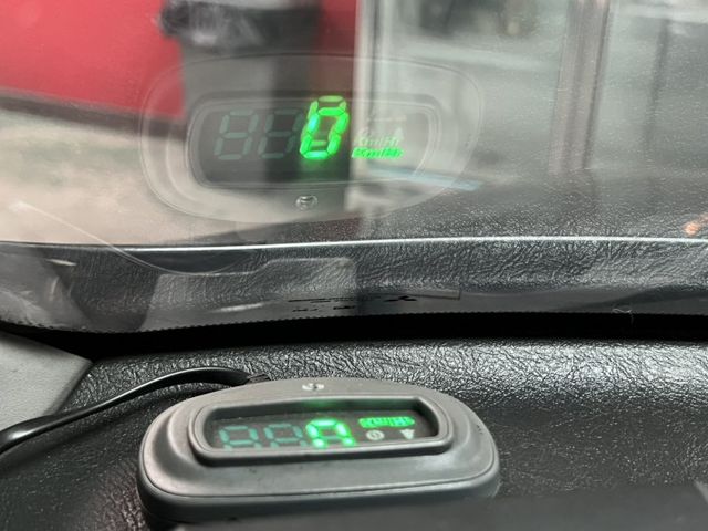 9吋安卓機~倒車影像~僅跑9萬多~  第18張相片