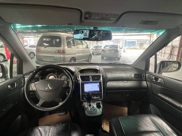 嚴選認證車~2.4小改款~大空間~  第8張相片