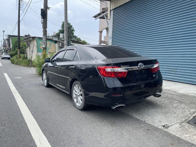 TOYOTA豐田 CAMRY HYBRID  第2張相片