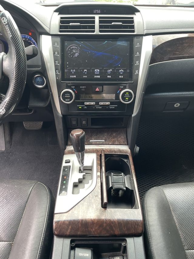 TOYOTA豐田 CAMRY HYBRID  第6張相片