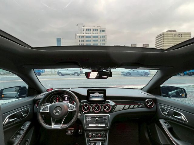 M-BENZ賓士 CLA45 AMG  第3張相片