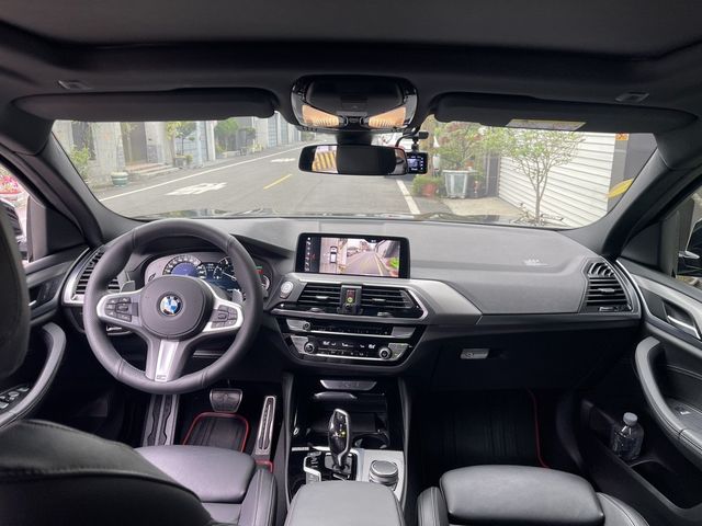 BMW寶馬 X4 XDRIVE30I  第4張相片