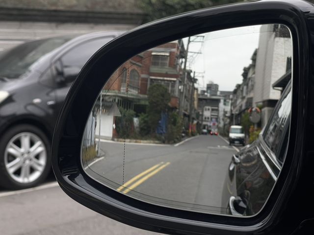 BMW寶馬 X4 XDRIVE30I  第12張相片