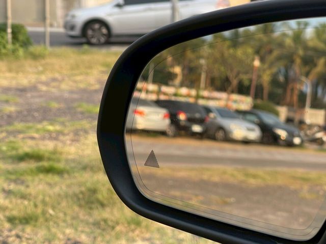 M-BENZ賓士 GLC300  第11張相片