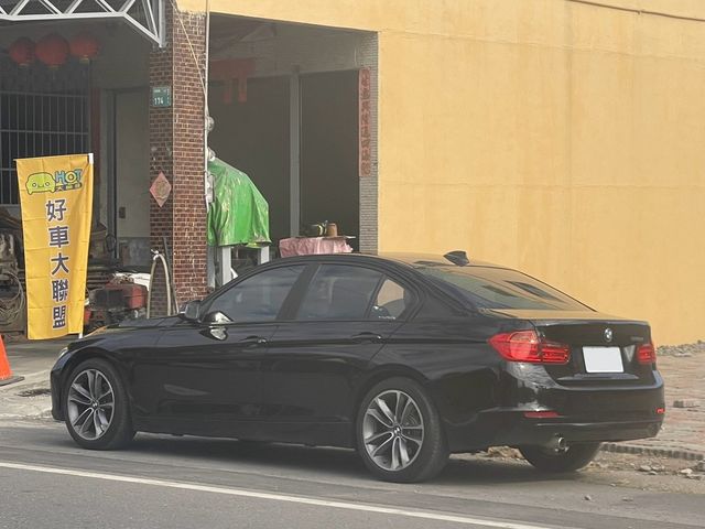 BMW寶馬 318D SEDAN  第2張相片