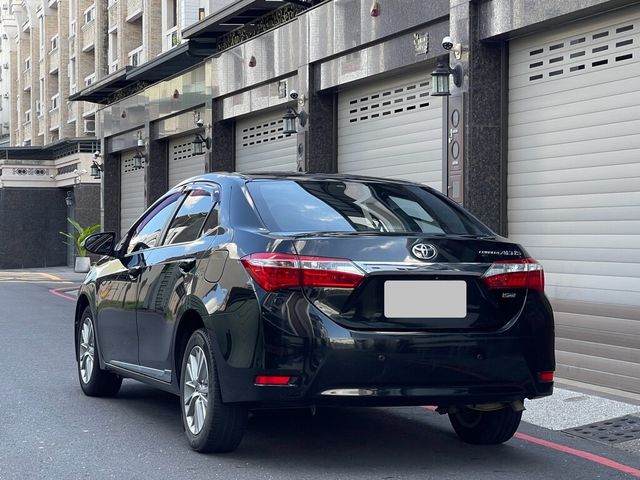 TOYOTA豐田 ALTIS  第2張相片