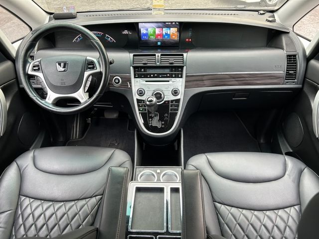 Luxgen M7  第1張相片