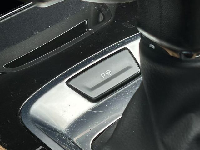 Luxgen U6 GT  第1張相片