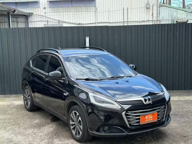 Luxgen U6 GT  第4張相片