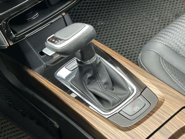 Luxgen U6 GT  第9張相片