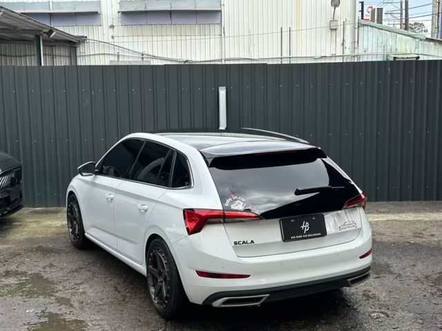 Skoda Scala  第3張相片