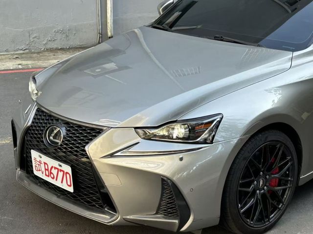 Lexus IS  第6張相片
