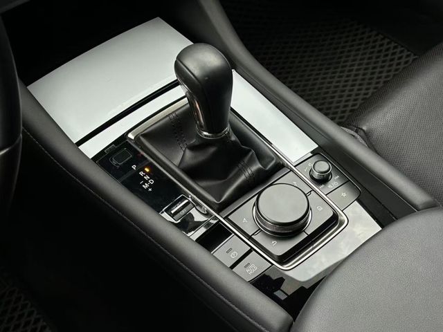 Mazda Mazda3  第1張相片