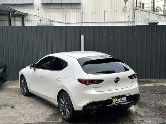 Mazda Mazda3  第4張相片