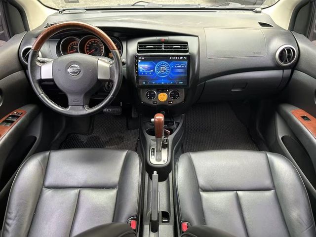 Nissan Grand Livina  第11張相片