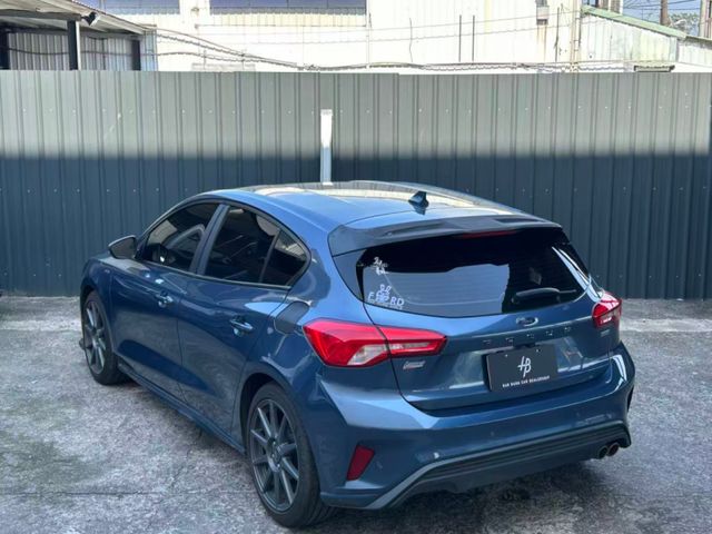 2021 Ford Focus 5D ST-Line Lommel  第3張相片