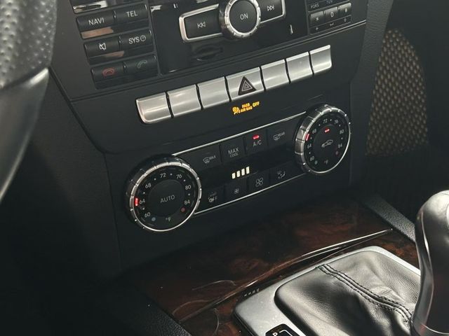 2014 M-Benz C-Class Sedan C250  第9張相片
