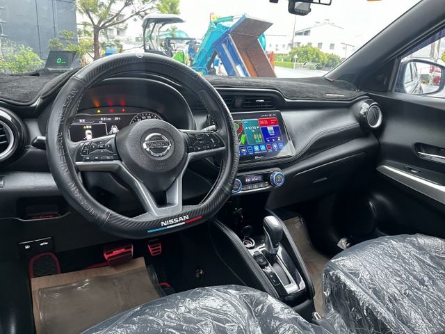 頂級.360環景.LED頭燈.車道偏移警示.I-KEY.大螢幕.里程保證.原版件  第7張相片