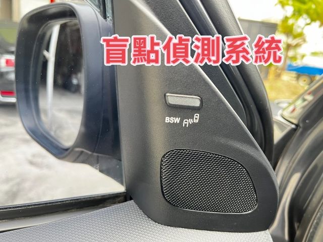 可全貸~免頭款/頂級級/天窗/Ii key/快撥/多媒體影音/盲點偵測/定速/抬頭顯示顯示~僅跑8萬9公里~里程保證~  第13張相片